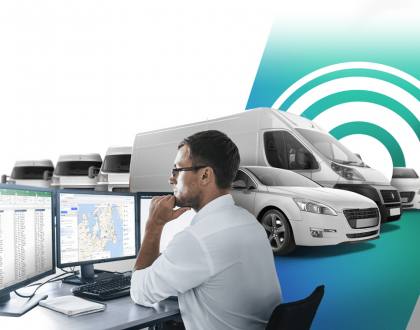 Fleet tracking dashboard on screen showing vehicle locations – Satmo Vehicle Tracking 2025